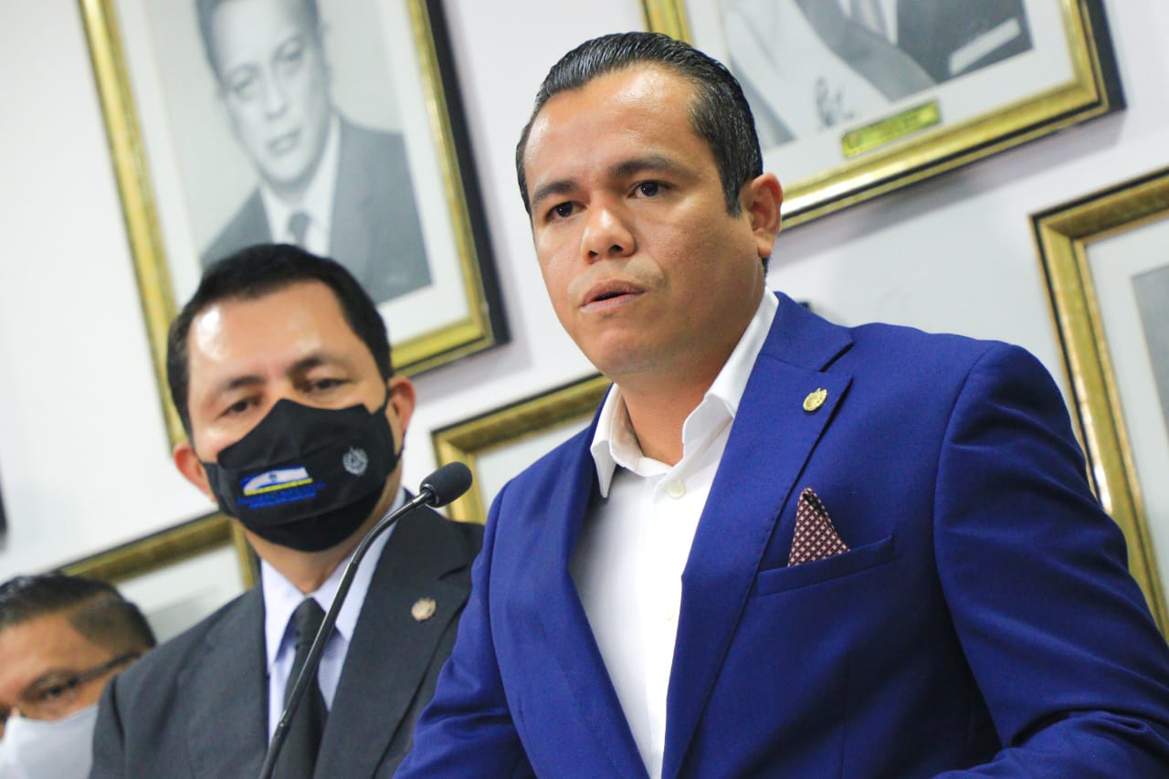 Ministro de Hacienda invita al diálogo, sobre fondos retenidos, a diputados y líder de COMURES ministro-de-hacienda-invita-al-dialogo-sobre-fondos-retenidos-a-diputados-y-lider-de-comures